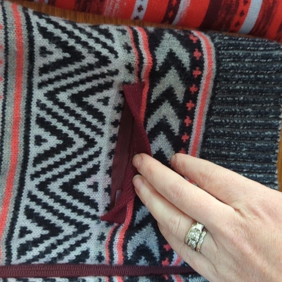 Title Nine Yarnspinner Knit Wool Blend Washable Sweater Full Zip XS Red Gray - Picture 3 of 8